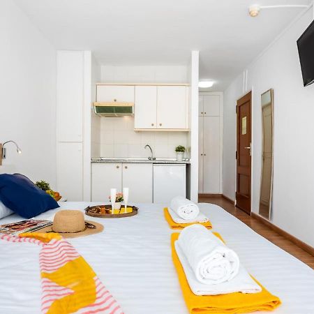 302 Modern, Light, Comfortable Studio With Swimming Pool Playa de las Americas  Bagian luar foto